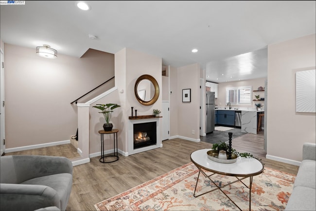 Foto del edificio - 810 Oak Grove Rd