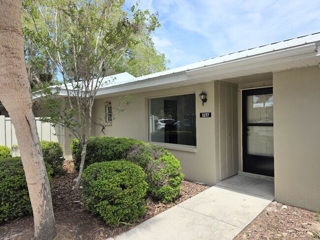 Foto del edificio - 2 bedroom, 2 bath condo in "The Islands"