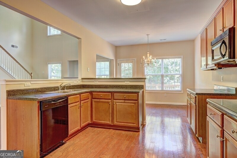 Foto del edificio - 544 Vickers Ln