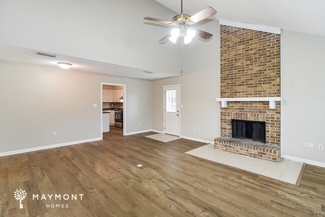 Foto del edificio - 5805 Hyde Park Dr