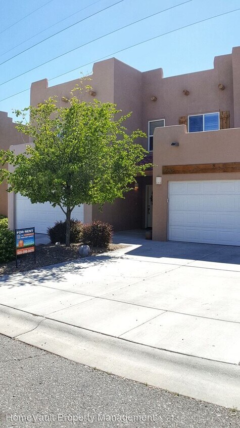 Primary Photo - 3 br, 2.5 bath House - 1963 Hollyhock Cir.