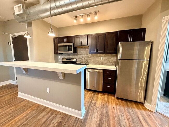 Photo - 227 N Negley Ave Apartment