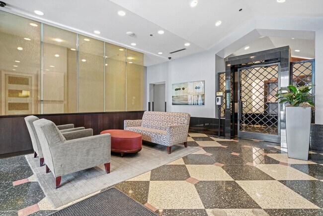 Foto del edificio - 111 W Maple St