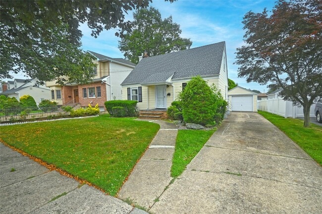 Building Photo - 57 Netherwood Dr