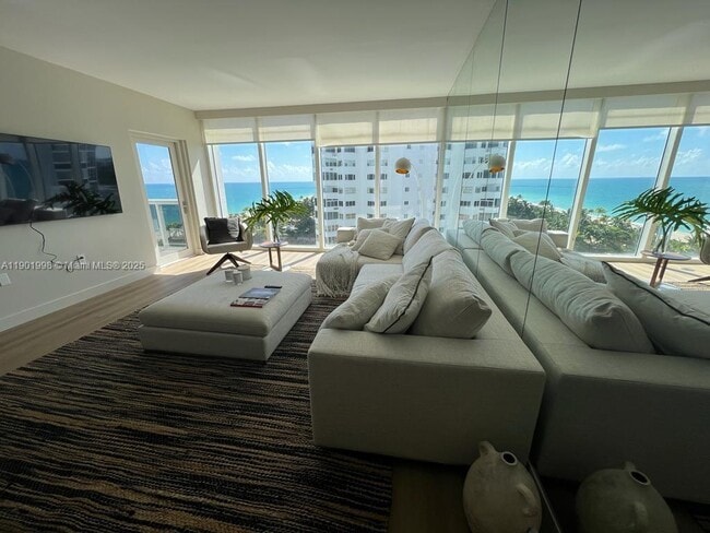 Foto del edificio - 10275 Collins Ave