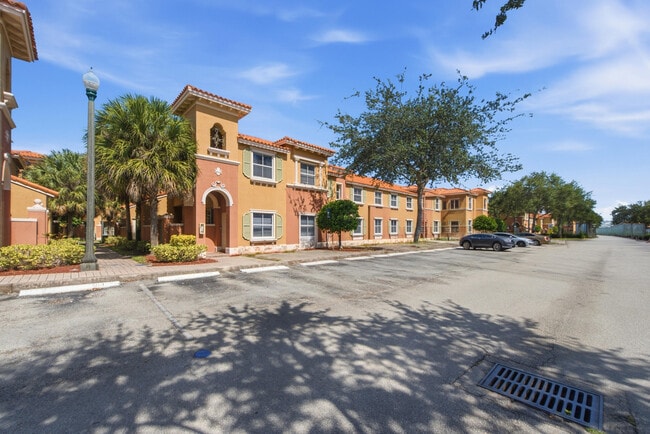 Building Photo - 732 SW 106th Ave