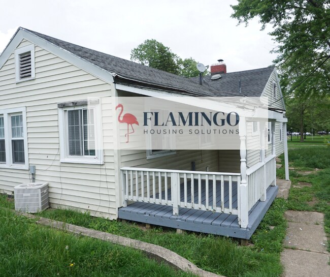 Building Photo - Charming 2 Bedroom, 1 Bath Home – Refinish...