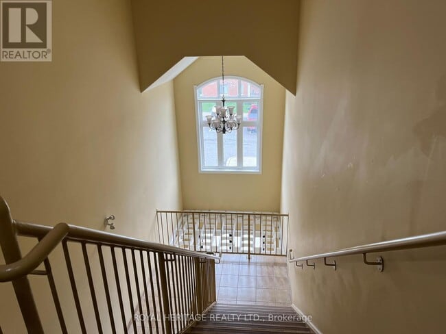 Building Photo - 306 Spillsbury Dr