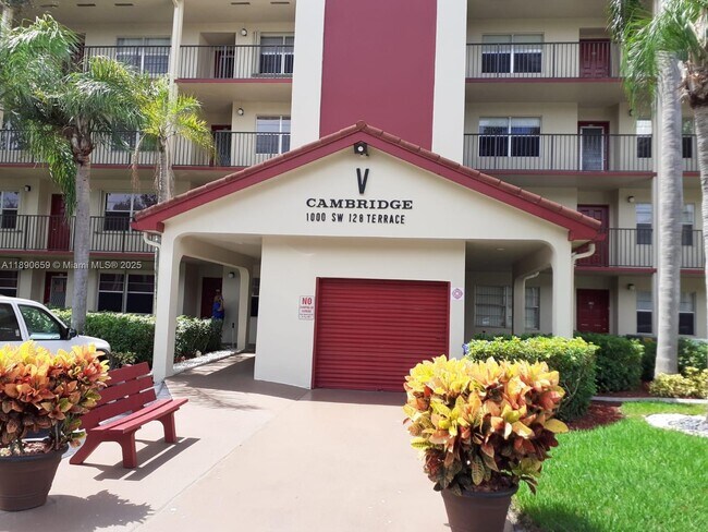 Foto del edificio - 1000 SW 128th Terrace