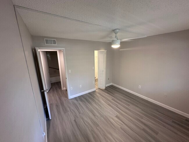 2nd bedroom - 840 Virginia St