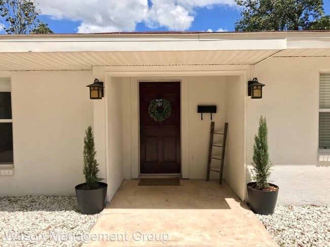 Building Photo - 5 br, 4 bath House - 175 Gem Lake Drive