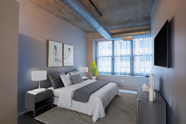 Building Photo - 933 W Van Buren St