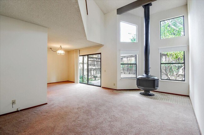 Foto del edificio - 3 br, 2.5 bath House - 4756 RIO RITA WAY