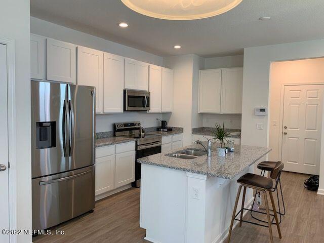 Foto del edificio - 113 Ridge Lake Rd