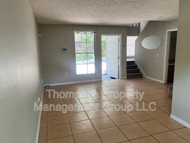 Photo - 1736 E Mulberry Dr Townhome
