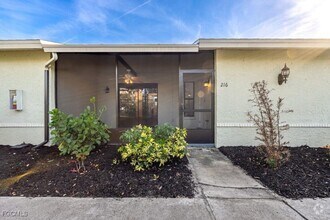 Building Photo - 5113 SW 15th Pl
