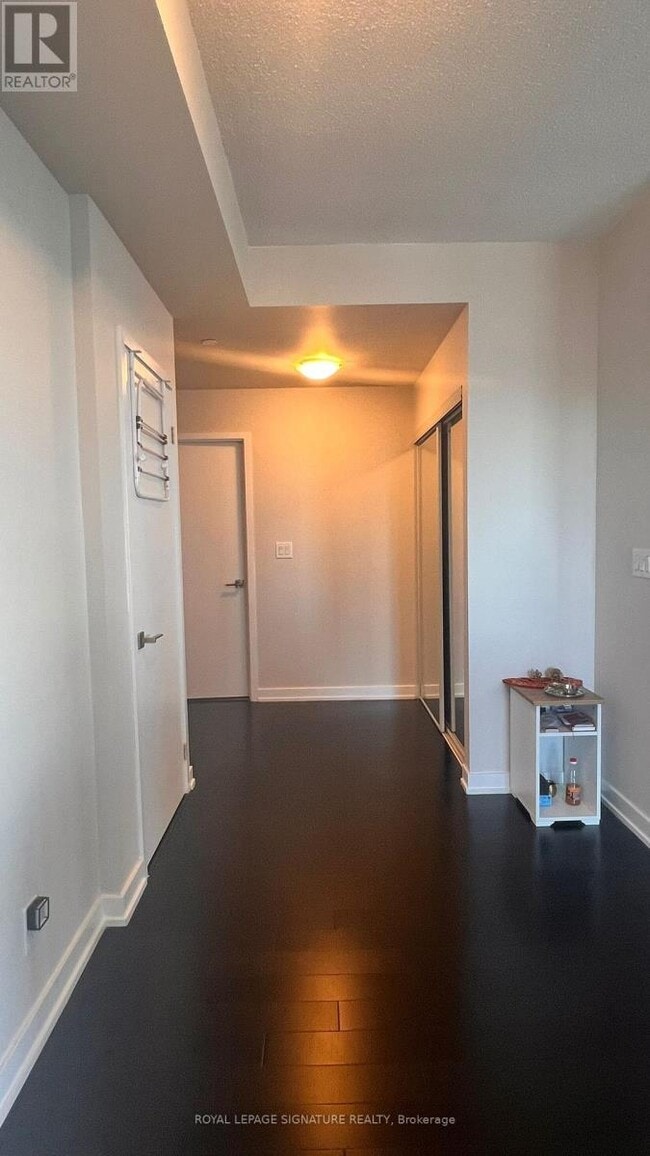 Photo du bâtiment - 4011 Brickstone Mews