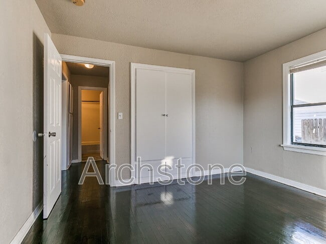 Foto del edificio - 1001 NW 100th St