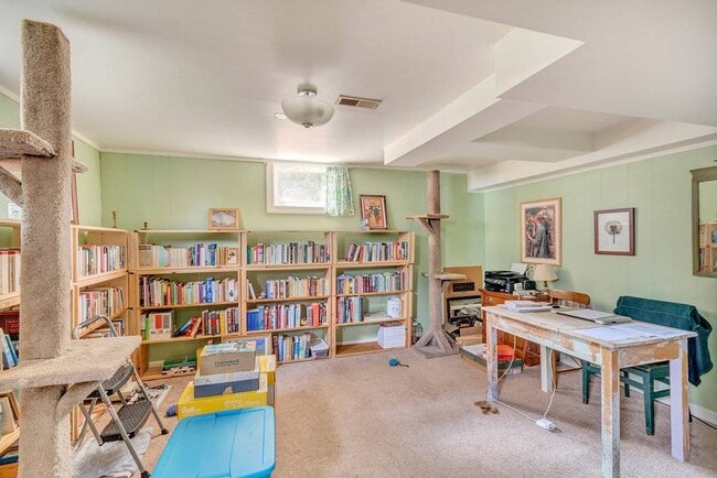 Foto del edificio - 1212 St George Ave