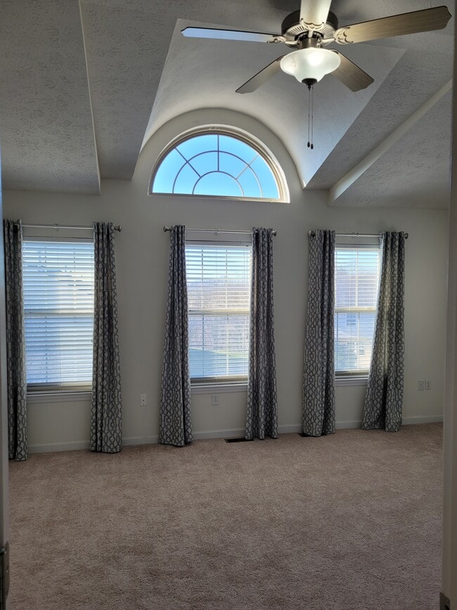 Oak Ridge Estates Apartments in Greensburg, PA