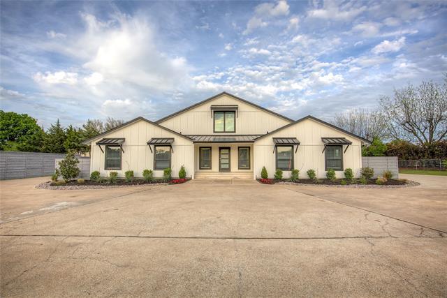 Building Photo - 3185 Ridge Rd