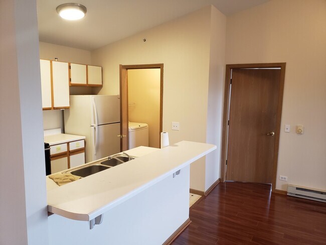 Foto del edificio - 1508 Spring Brook Ct