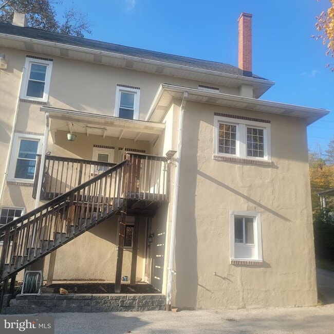 Building Photo - 554 Blackhorse Hl Rd