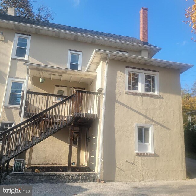 Foto del edificio - 554 Blackhorse Hl Rd