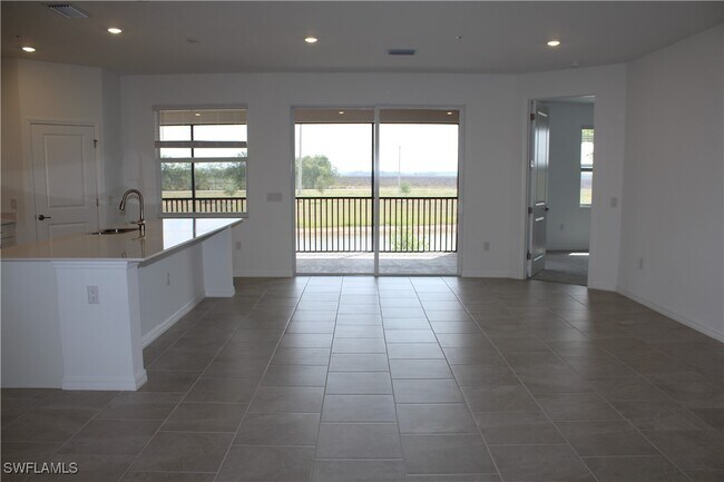 Building Photo - 5686 Melbourne Ct