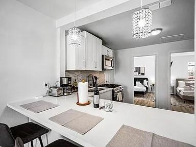 Foto del edificio - 2254 Areba St