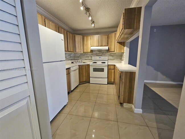 Building Photo - 4849 Sable Pine Cir