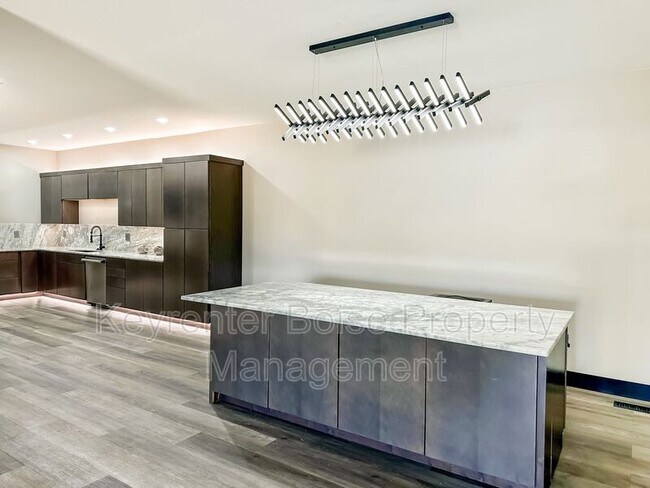 Foto del edificio - 4105 N Adams St
