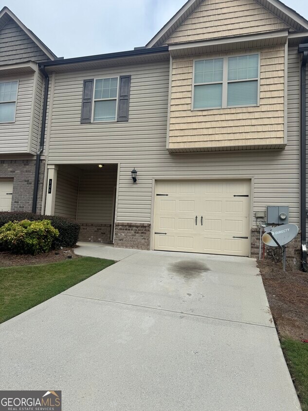 Foto principal - 346 Turtle Creek Dr