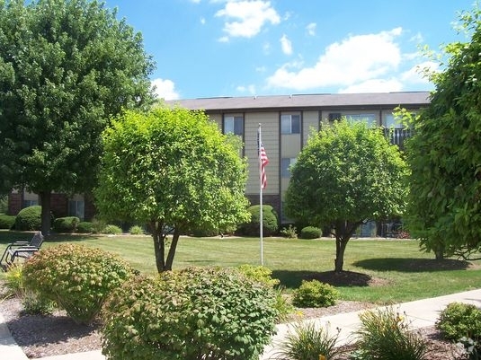 Building Photo - Turtle Creek Frankfort