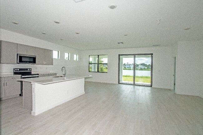 Foto del edificio - 5729 SE Sky Blue Cir