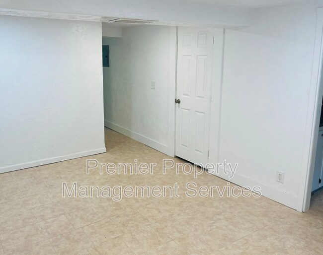 Foto del edificio - 240 Terry Ave