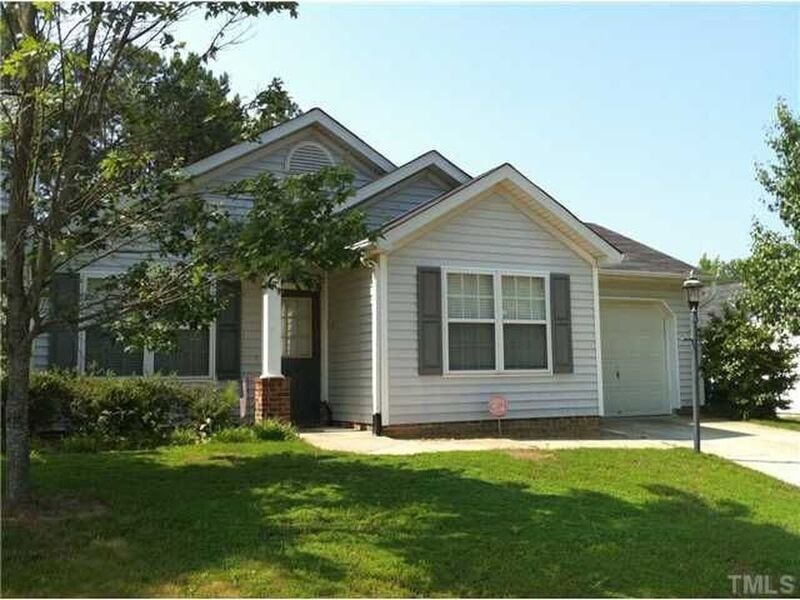 114 Briarhaven Dr, Durham, NC 27703 Condo for Rent in Durham, NC