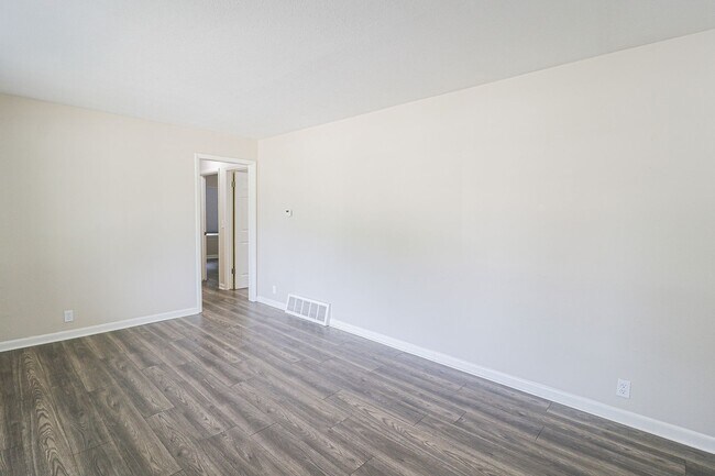 Foto del edificio - 3009 S Glenn Ave
