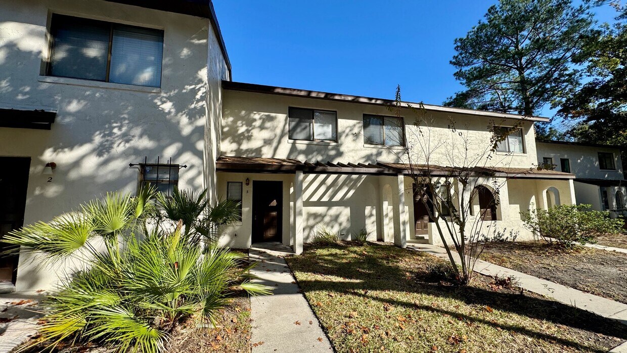 Spacious Townhome - Internet - Casablanca East! - Spacious Townhome  - Internet - Casablanca East!