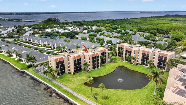 Foto del edificio - 3382 NE Causeway Blvd