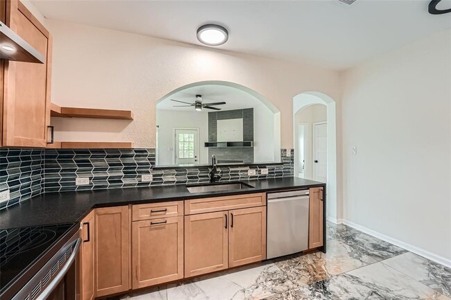 Building Photo - 13200 Constellation Dr