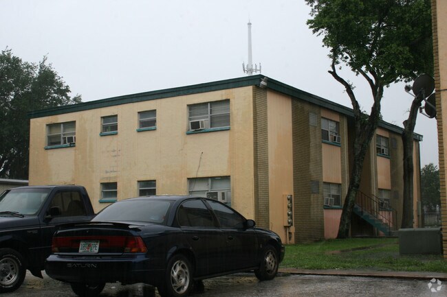 Building Photo - 1101 E 140th Ave