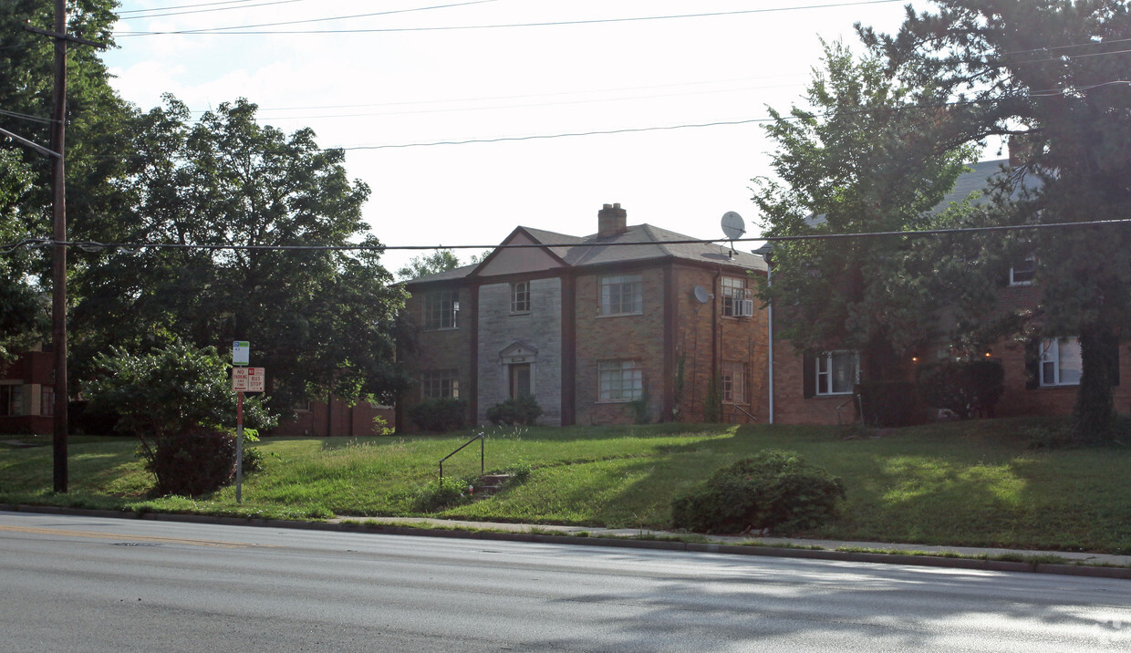 Building Photo - 7304 Reading Rd