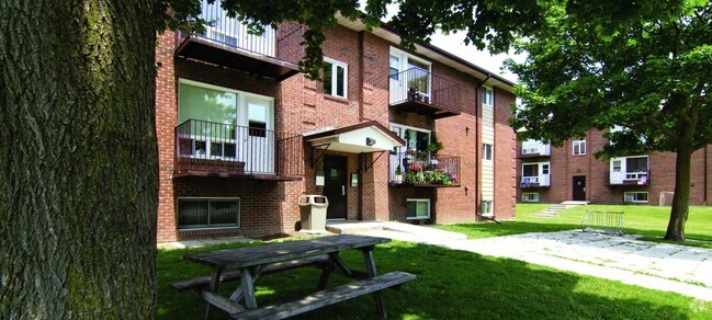 Building Photo - North Murray Street