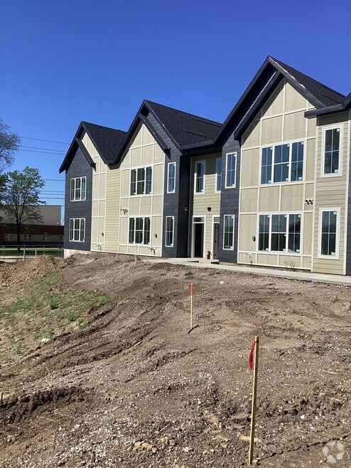 Building Photo - Park Indy Rowhomes