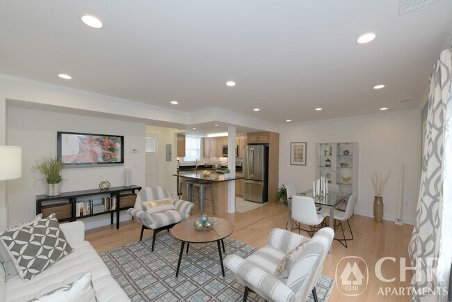 Building Photo - 94 Thornton Rd