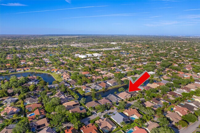 Foto del edificio - 9901 NW 48th Ct