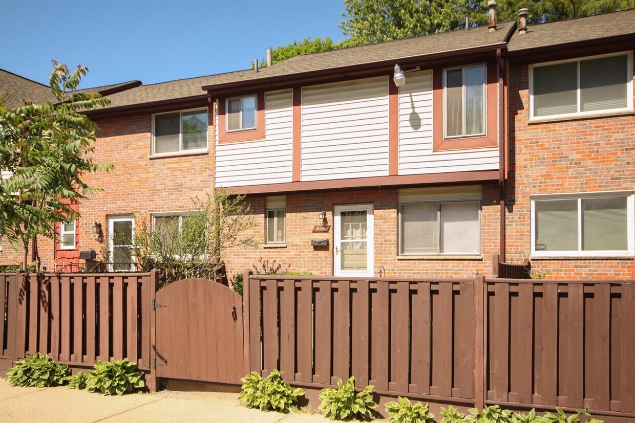 1007 Terrace Ln, Ypsilanti, MI 48198 Townhome Rentals in Ypsilanti MI