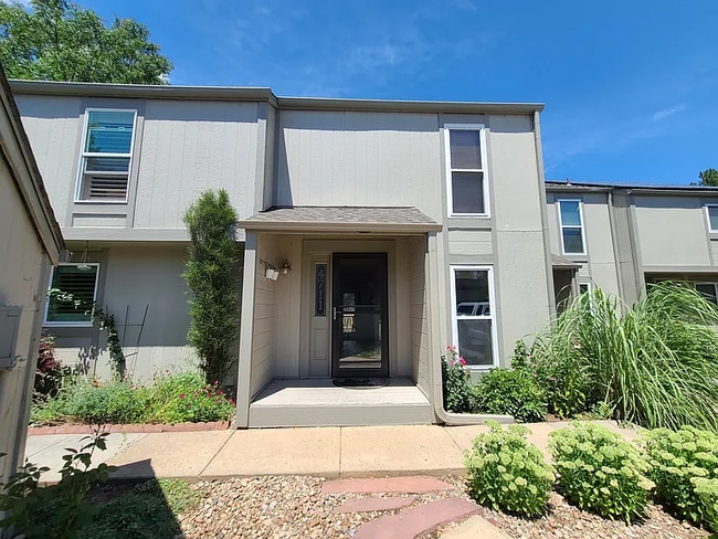 Building Photo - 4711 W Moorhead Cir