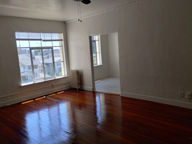 Foto del edificio - 901 S Kingsley Dr